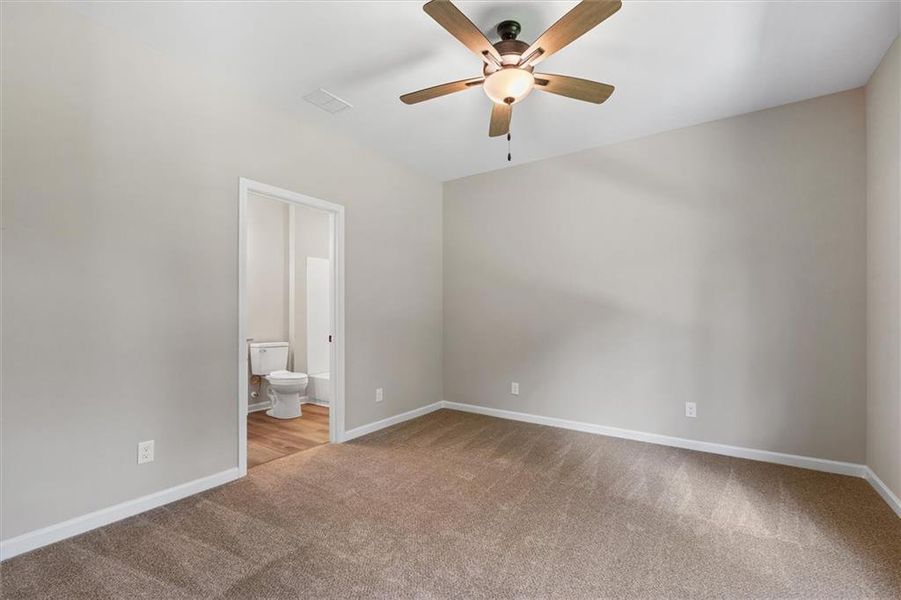 Spacious, unfurnished interior of a new home in , Carrollton (Image 15). Spacious, unfurnished interior of a new home in , Carrollton (Image 15).