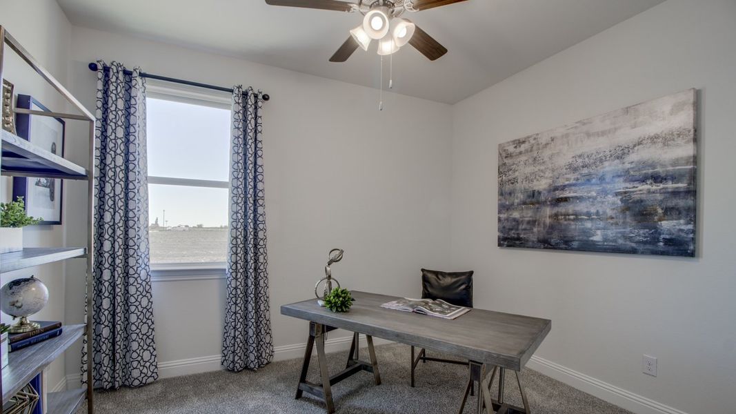 Furnished interior view inside a new home in Lakewood Trails, Forney (Image 15). Furnished interior view inside a new home in Lakewood Trails, Forney (Image 15).