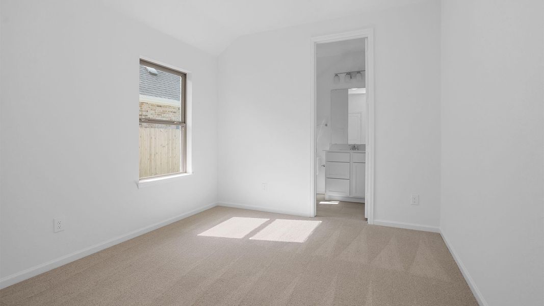 Spacious, unfurnished interior of a new home in Meridiana, Manvel (Image 7).