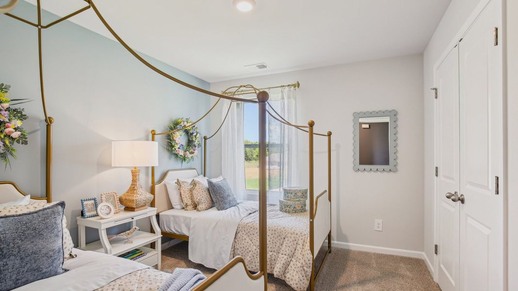Furnished interior view inside a new home in Saddle Trace, Lewisburg (Image 35).