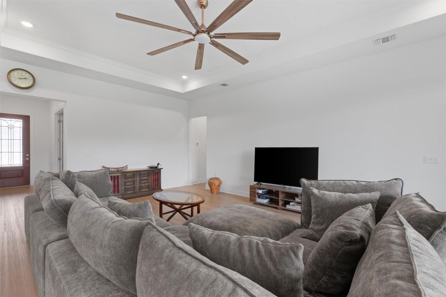 Furnished interior view inside a new home in Sun City Texas, Georgetown (Image 6).