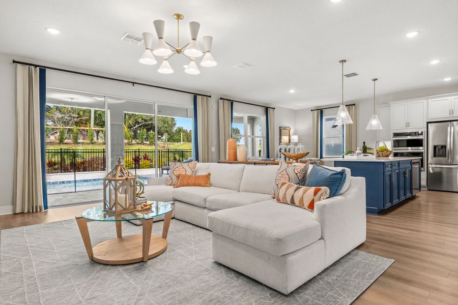 Triple Sliders to an Oversized Covered Lanai