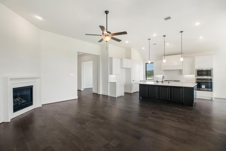 3br New Home in Willis, TX.  - Slide 9