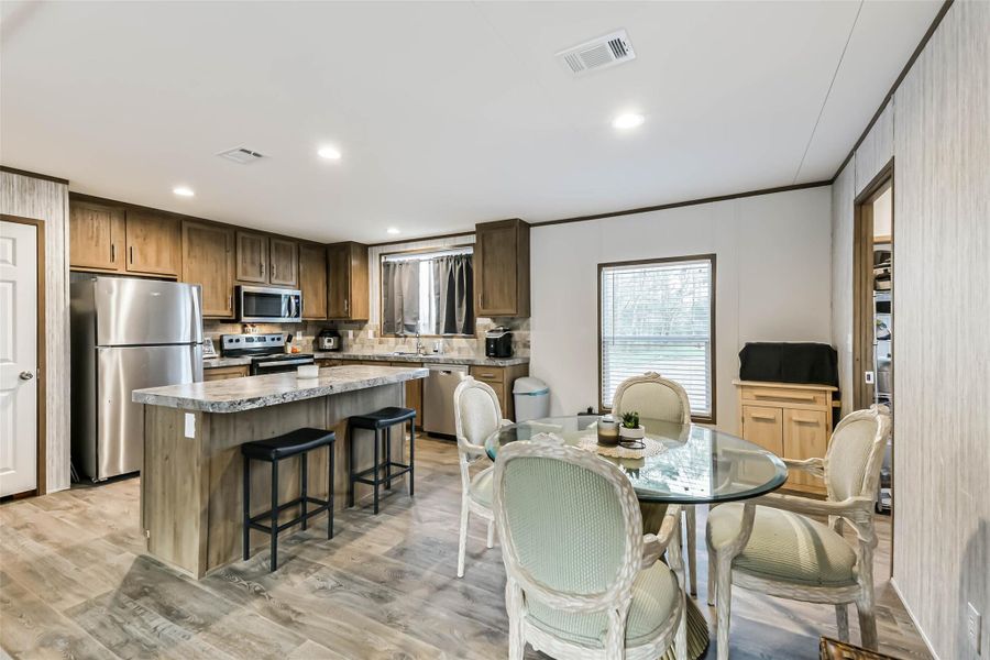 Excellent Kitchen space