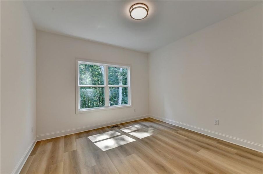 Spacious, unfurnished interior of a new home in , Gainesville (Image 44).