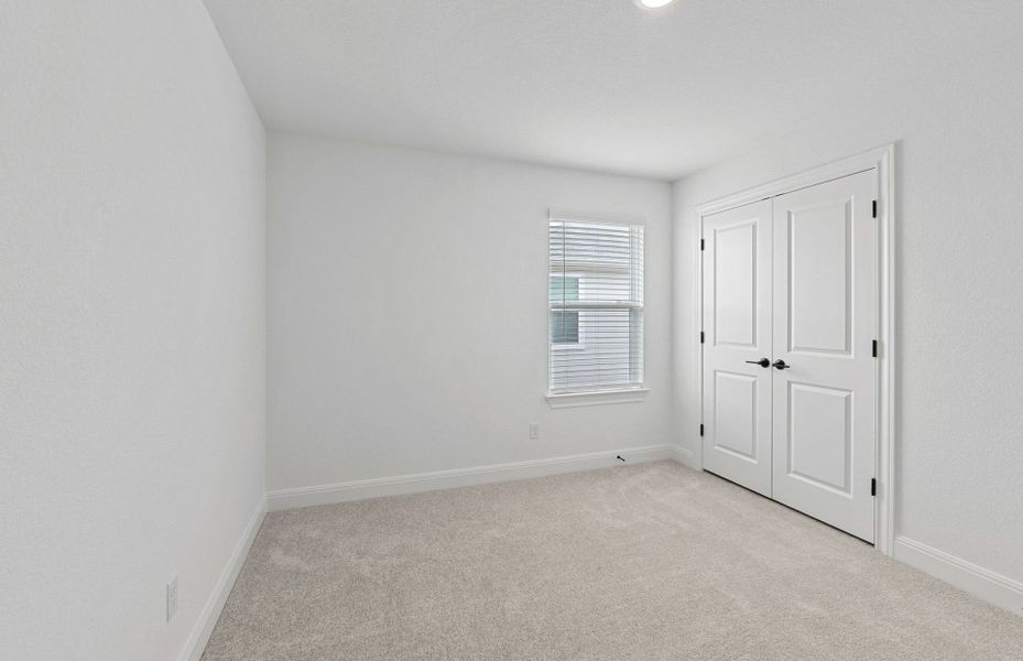 Spacious, unfurnished interior of a new home in Lagos, Manor (Image 29).