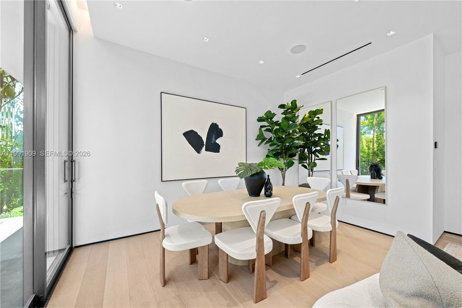 Furnished interior view inside a new home in , Miami Beach (Image 10).