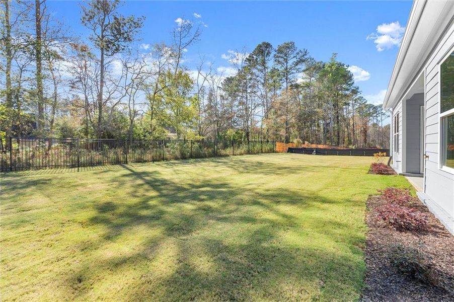 Exterior details and patio area of a home in Hillgrove Preserve, Powder Springs (Image 26).