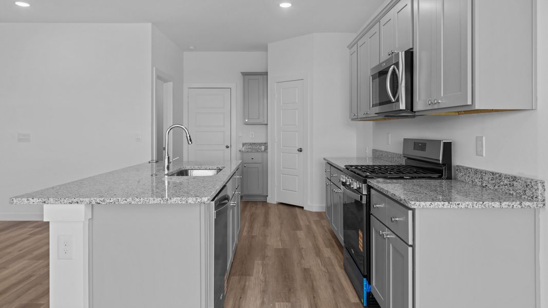 Image 18 representing the The Oxford by D.R. Horton in Allen Farms, Lubbock, TX.