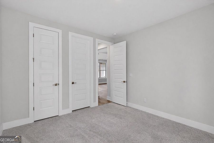 Spacious, unfurnished interior of a new home in The Manor at Gainesville Township, Gainesville (Image 17).