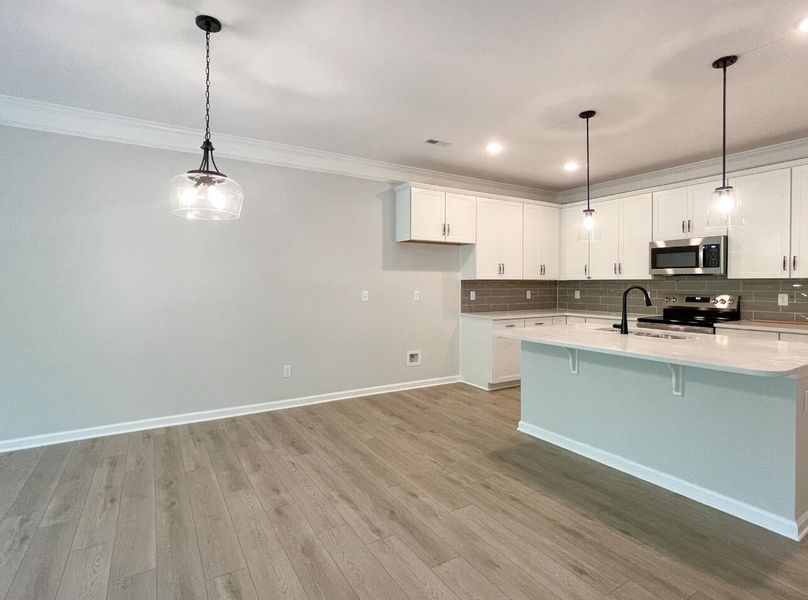 Image 17 of a home in Riverbrooke Townhomes. Image 17 of a home in Riverbrooke Townhomes.