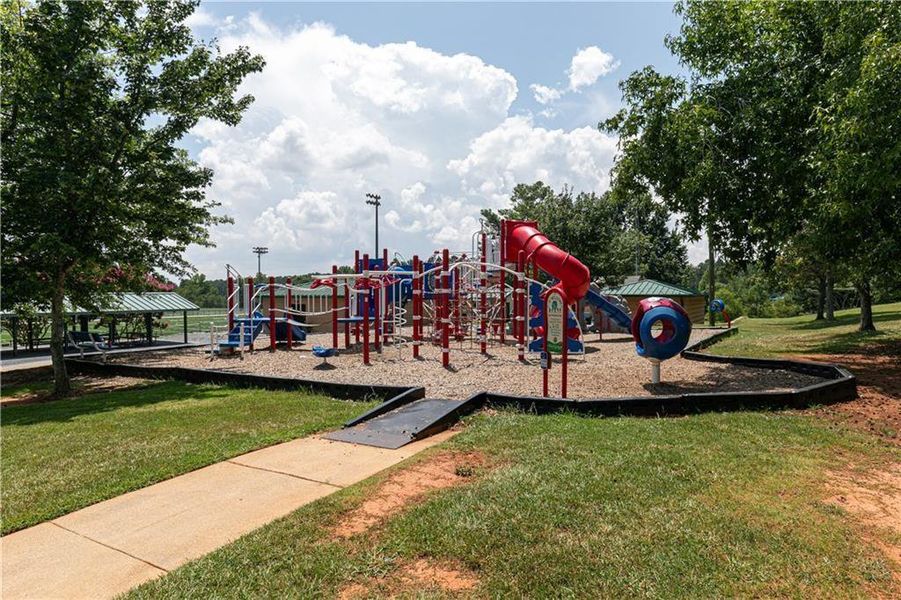 Community amenities in Linden Grove, Powder Springs (Image 9). Community amenities in Linden Grove, Powder Springs (Image 9).