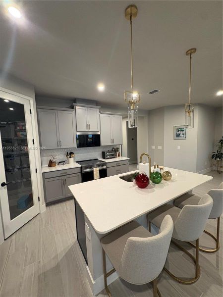 Furnished interior view inside a new home in , Parrish (Image 21).