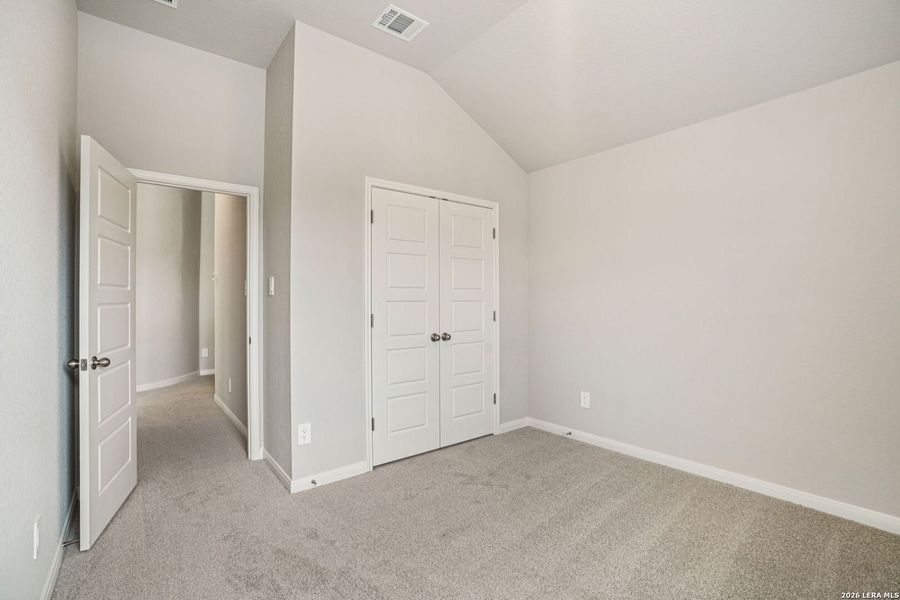 Spacious, unfurnished interior of a new home in Estancia Ranch - Classic Series, San Antonio (Image 33).