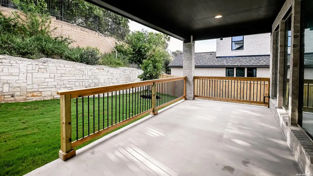 Exterior details and patio area of a home in Hidden Canyon, San Antonio (Image 4).