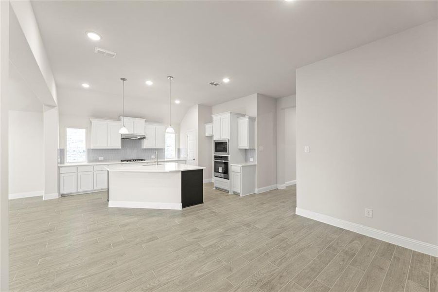 Image 17 of a home in Meadow Run. Image 17 of a home in Meadow Run.