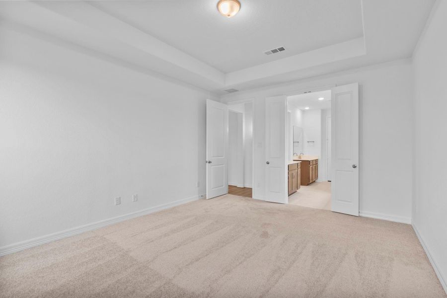 Spacious, unfurnished interior of a new home in Austin Point, Richmond (Image 21).
