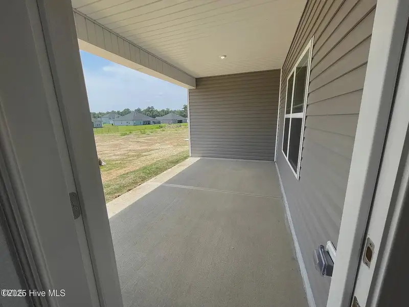 Image 22 of a home in Harvest Creek.