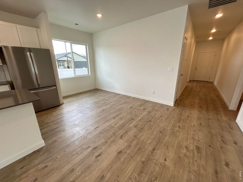 Spacious, unfurnished interior of a new home in Union Colony West, Greeley (Image 9).