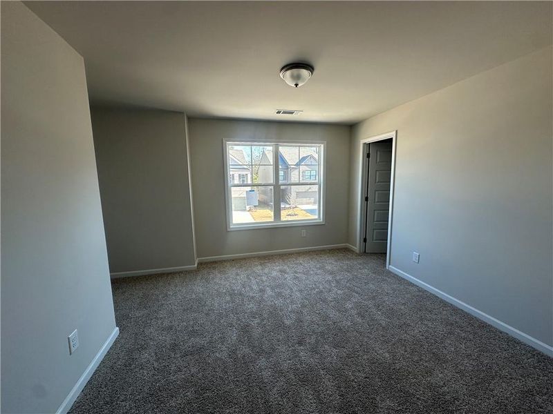 Spacious, unfurnished interior of a new home in Kentmere, Auburn (Image 11).