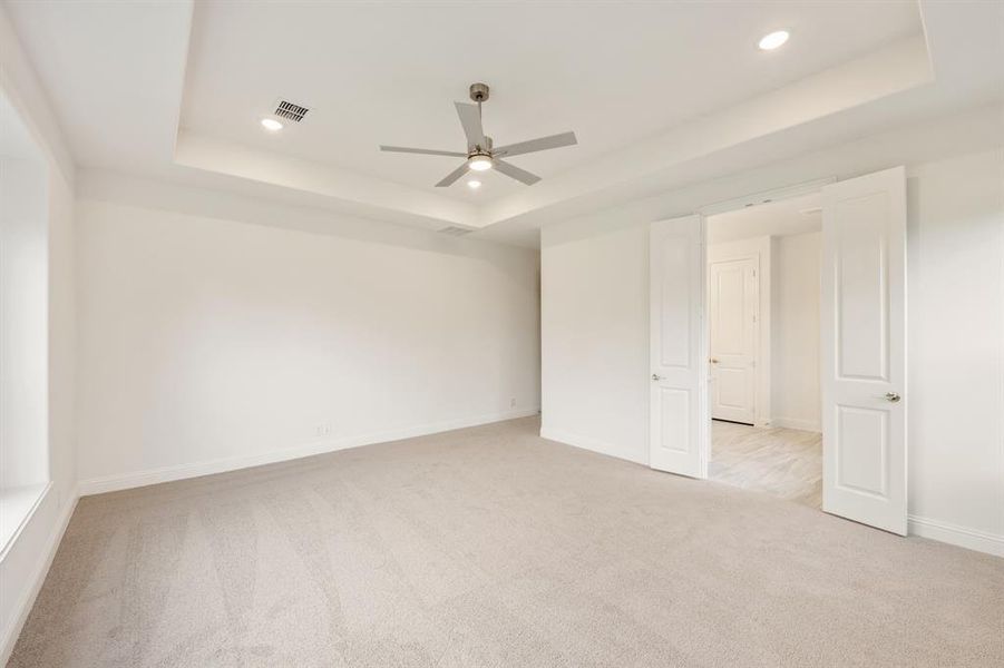 Spacious, unfurnished interior of a new home in Union Park Classic 60, Little Elm (Image 36). Spacious, unfurnished interior of a new home in Union Park Classic 60, Little Elm (Image 36).