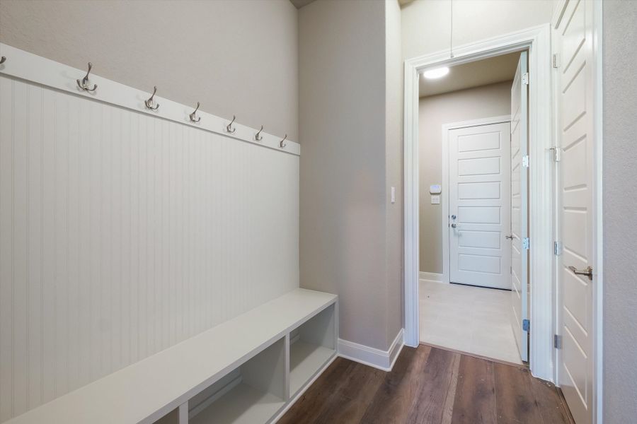 Spacious, unfurnished interior of a new home in Harvest Hills, Marion (Image 28).