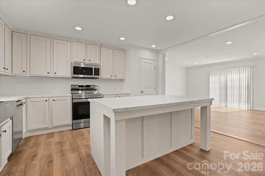 Furnished interior view inside a new home in , Bennettsville (Image 8).