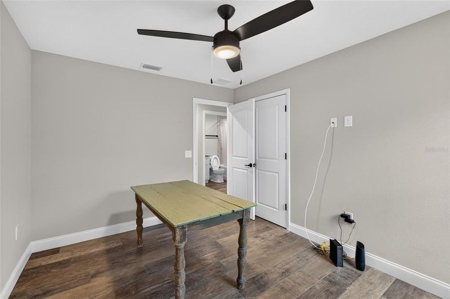 Furnished interior view inside a new home in , Winter Haven (Image 5).