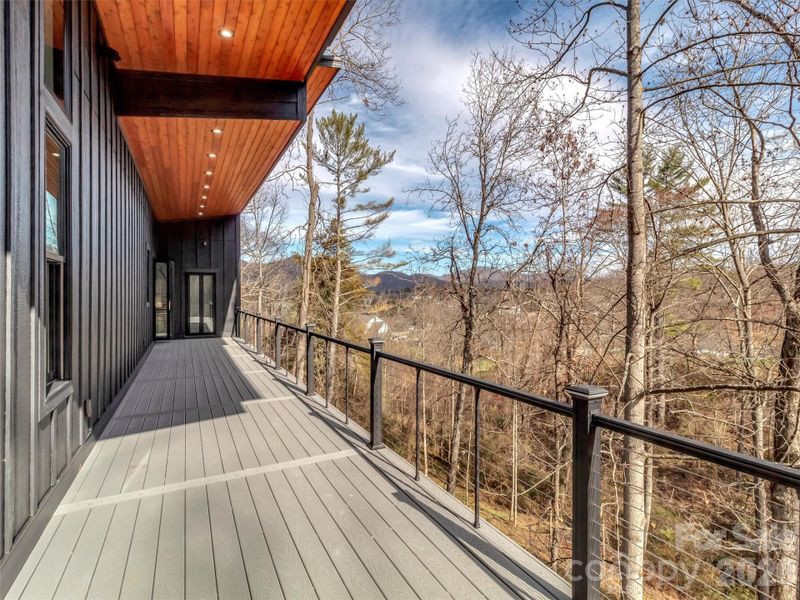 Exterior details and patio area of a home in , Clyde (Image 27).