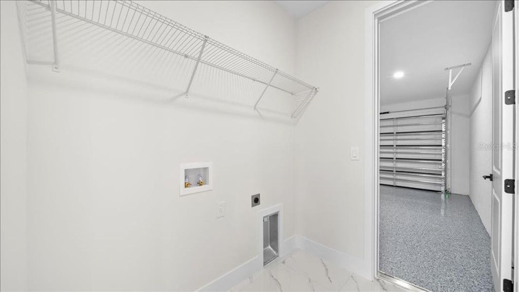 Spacious, unfurnished interior of a new home in , Port Charlotte (Image 22).