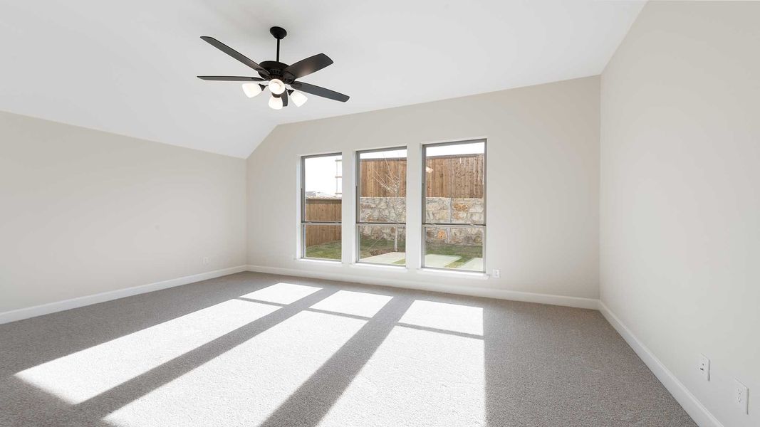 Spacious, unfurnished interior of a new home in Hillstead, Lavon (Image 20).