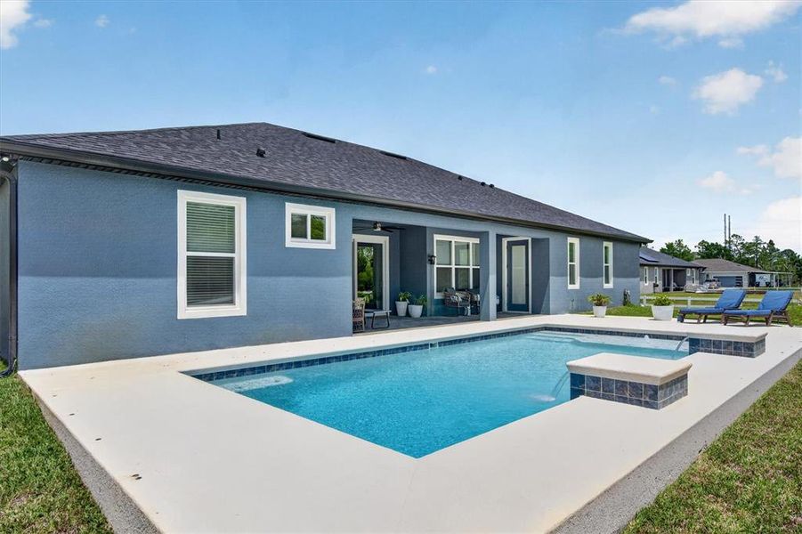 Exterior details and patio area of a home in , Orlando (Image 28). Exterior details and patio area of a home in , Orlando (Image 28).