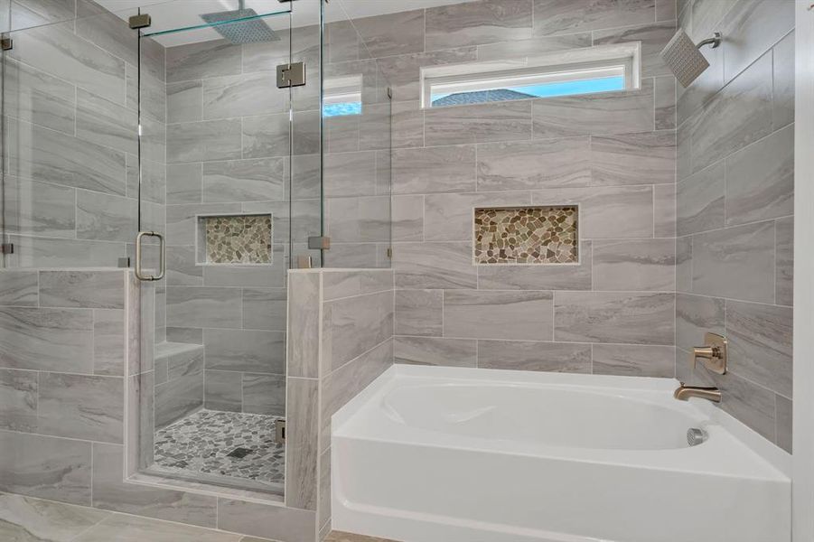 Furnished interior view inside a new home in , Grand Prairie (Image 15).