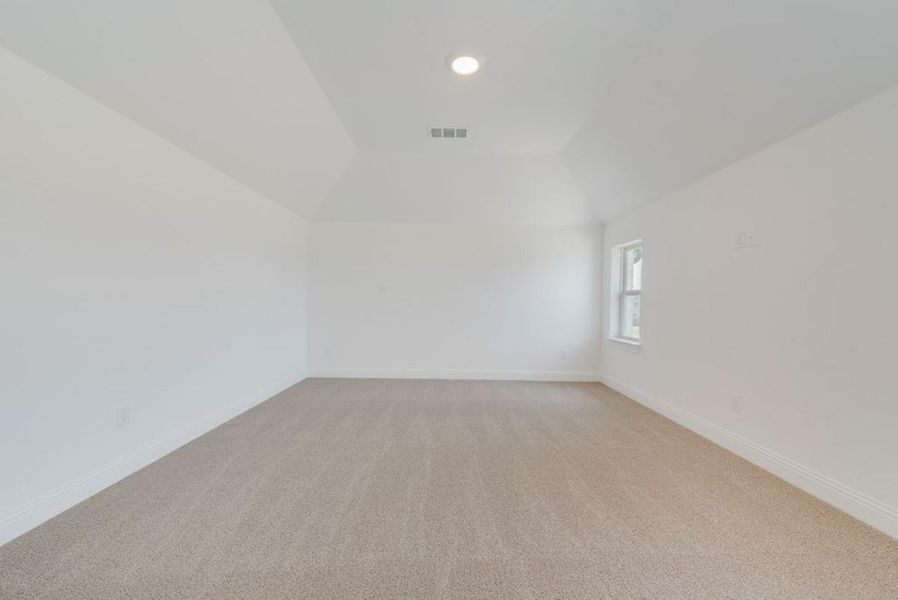 Spacious, unfurnished interior of a new home in Dominion of Pleasant Valley, Wylie (Image 26). Spacious, unfurnished interior of a new home in Dominion of Pleasant Valley, Wylie (Image 26).
