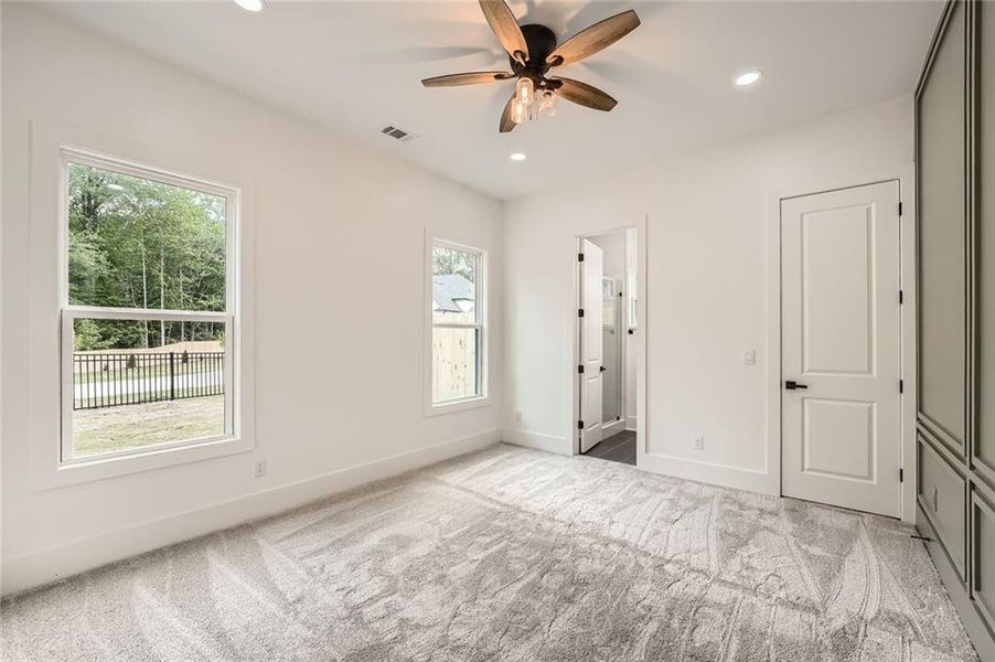 Spacious, unfurnished interior of a new home in , Grayson (Image 19).