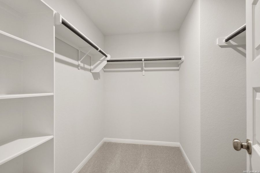 Spacious, unfurnished interior of a new home in Applewhite Meadows, San Antonio (Image 17).