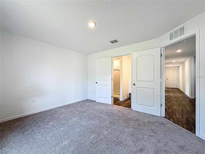 Spacious, unfurnished interior of a new home in , Crescent City (Image 27).