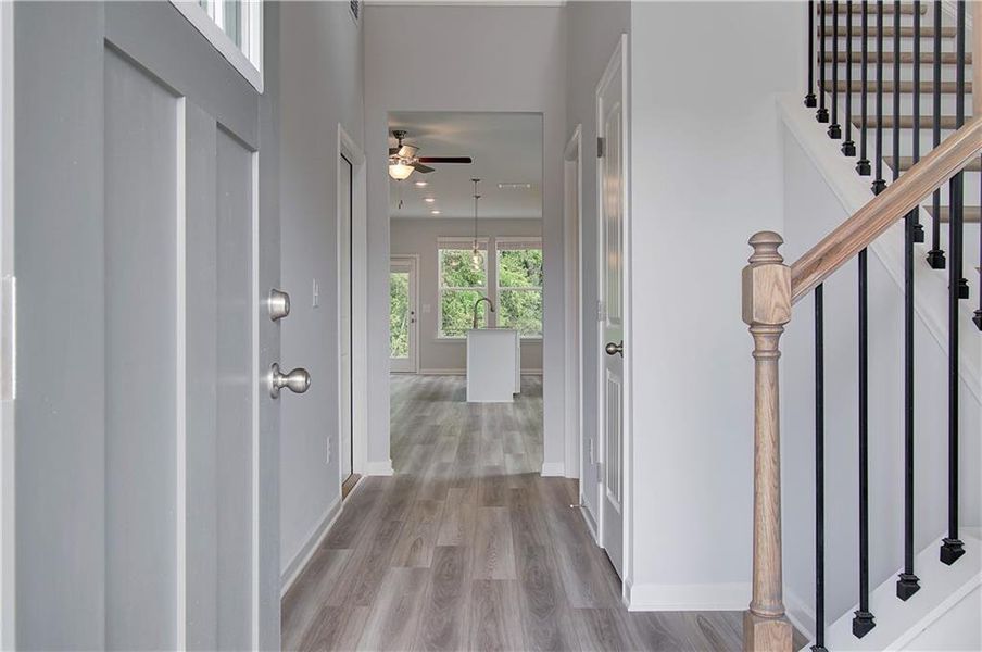 Spacious, unfurnished interior of a new home in Enclave at Evergreen, Fairburn (Image 16).