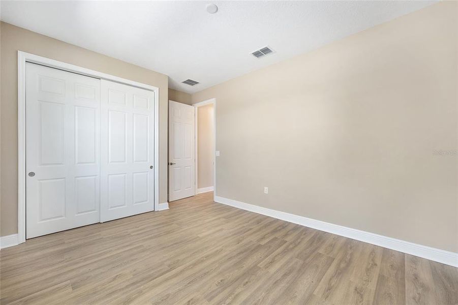 Spacious, unfurnished interior of a new home in , Ocala (Image 38).