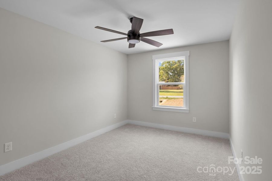 Spacious, unfurnished interior of a new home in , Lincolnton (Image 24).