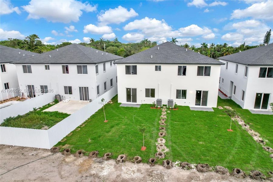 Image 93 of a home in .