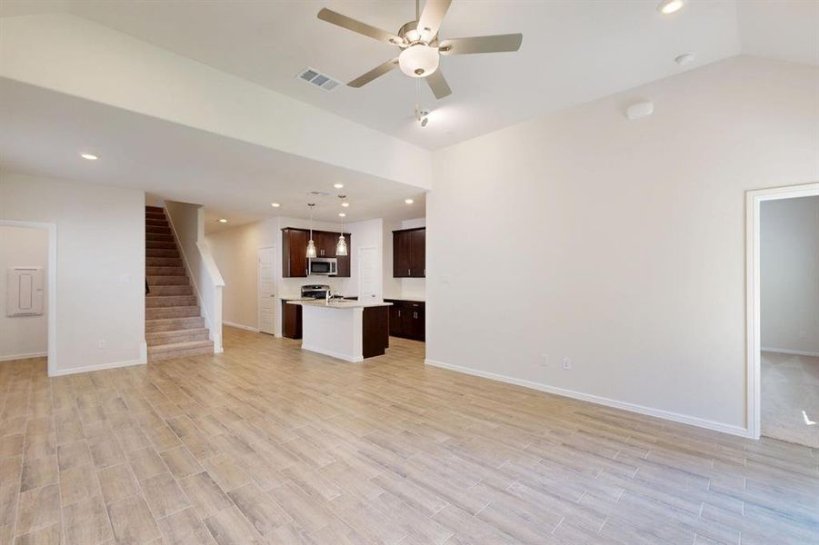 Spacious, unfurnished interior of a new home in Forest Park, Princeton (Image 33). Spacious, unfurnished interior of a new home in Forest Park, Princeton (Image 33).