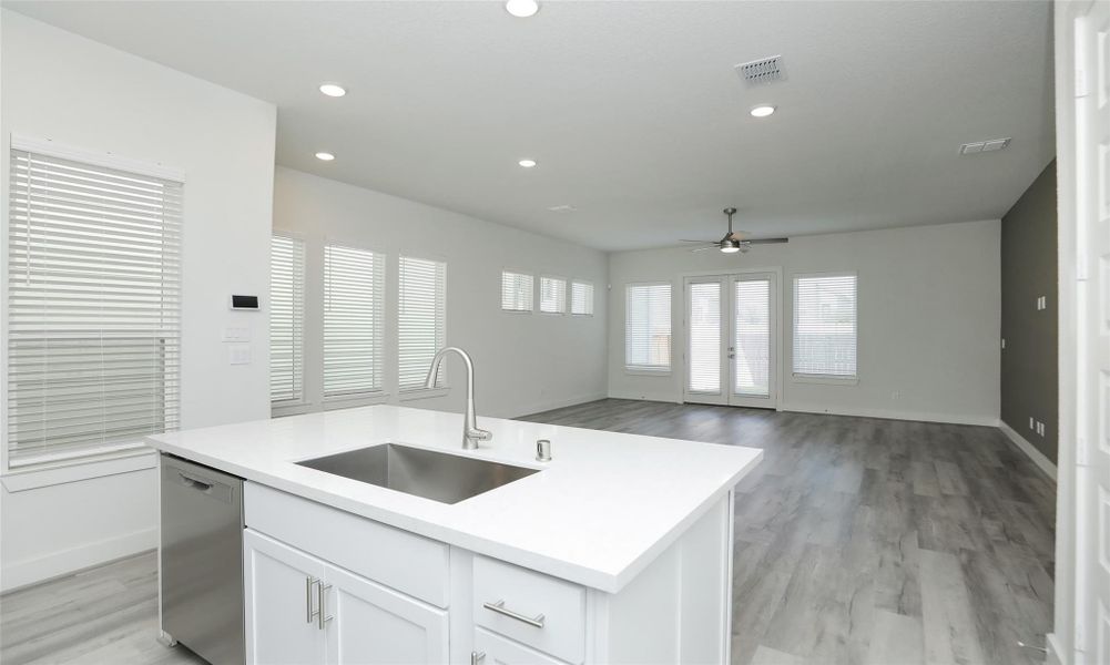 Furnished interior view inside a new home in Independence Heights, Houston (Image 8).