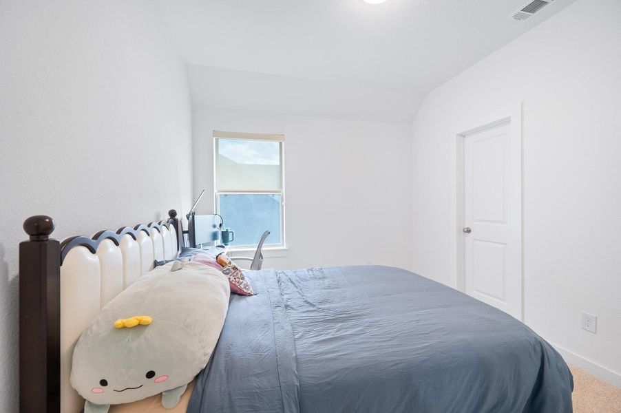 Furnished interior view inside a new home in Brookewater, Rosenberg (Image 5).