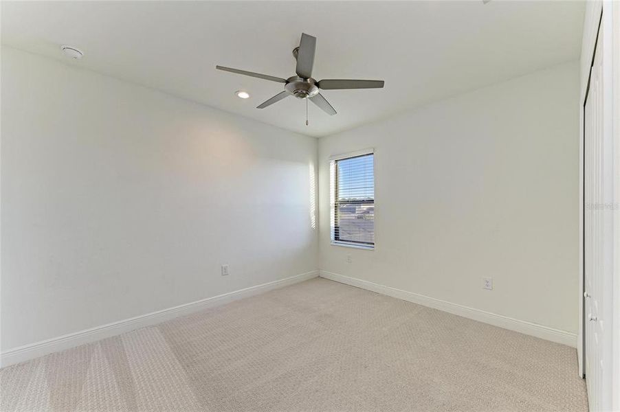 Spacious, unfurnished interior of a new home in , Sarasota (Image 37).