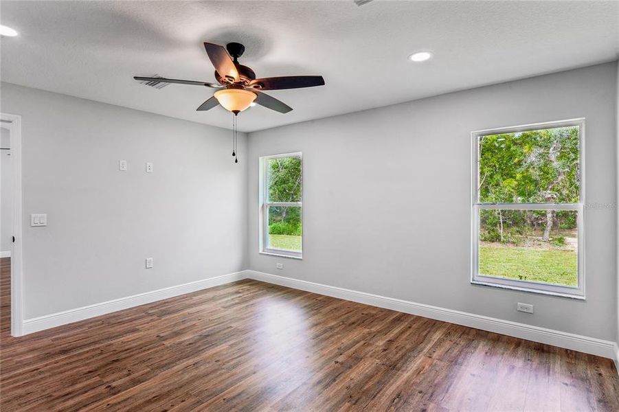 Spacious, unfurnished interior of a new home in , Brooksville (Image 46).