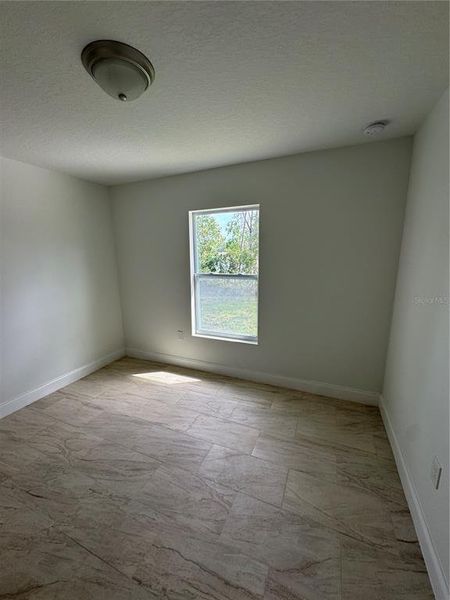 Spacious, unfurnished interior of a new home in , Deltona (Image 25).