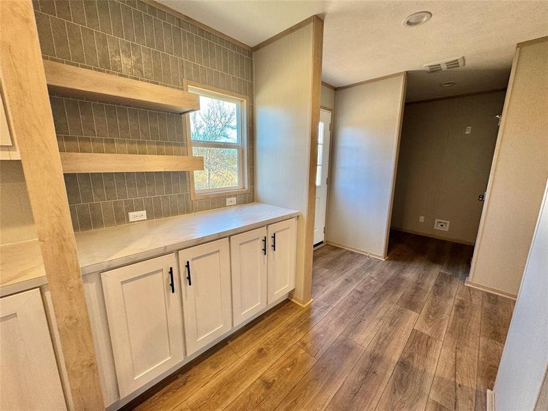 Furnished interior view inside a new home in , Nocona (Image 5).