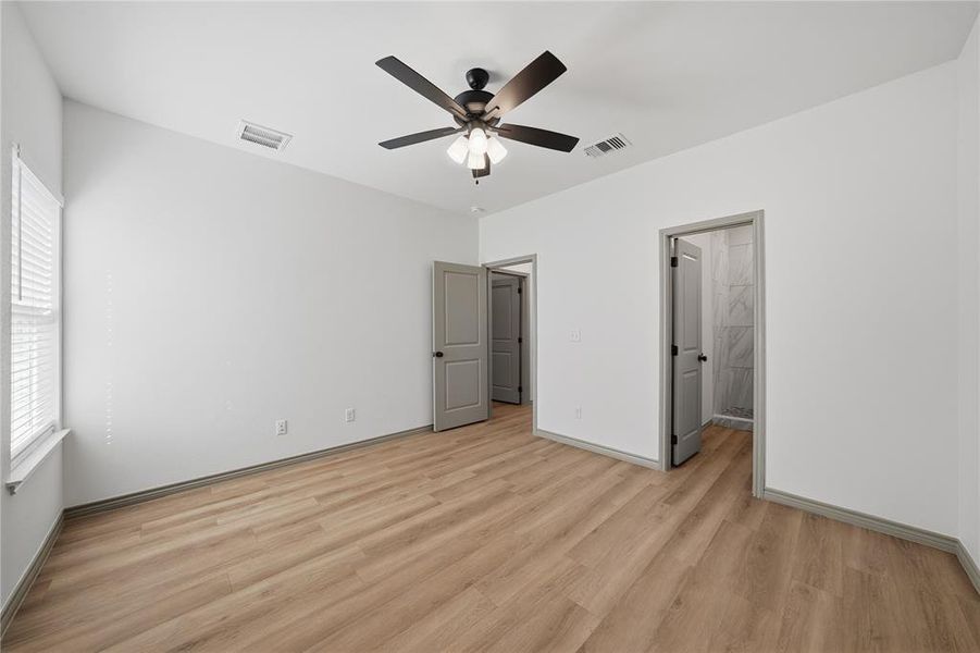 Spacious, unfurnished interior of a new home in , Covington (Image 12).