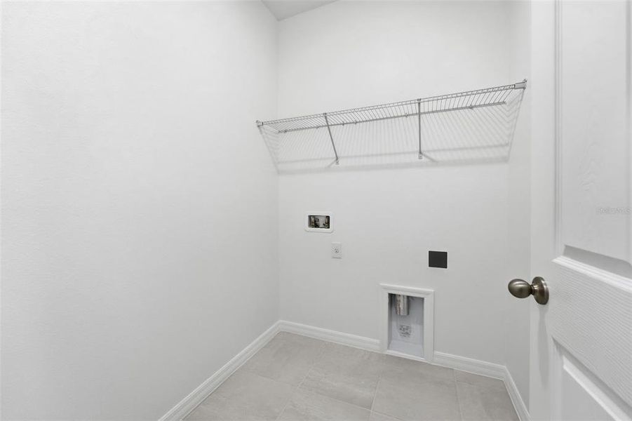 Spacious, unfurnished interior of a new home in Marion Ridge, Haines City (Image 20). Spacious, unfurnished interior of a new home in Marion Ridge, Haines City (Image 20).